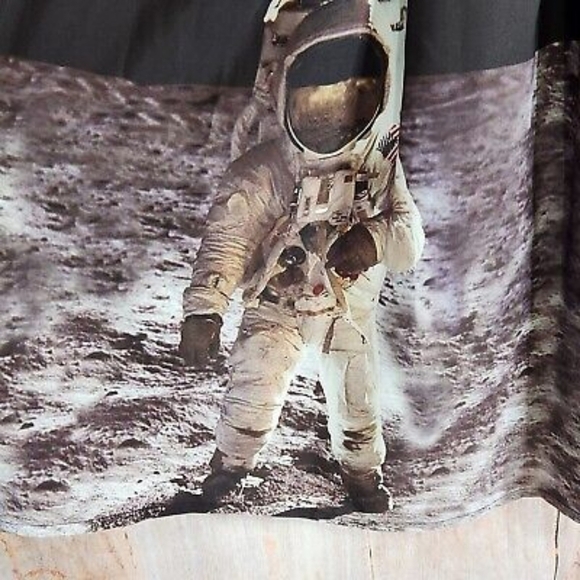 Eshakti Astronaut Dress - Picture 7 of 10